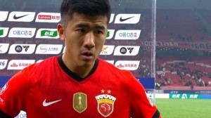 李圣龙：手术后8个月没踢正式比赛了，感谢队友帮助和教练信任