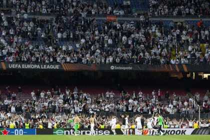 斗球体育直播在线观看-西媒：担心法兰克福球迷冲场骚乱再现，巴萨将加强管理措施